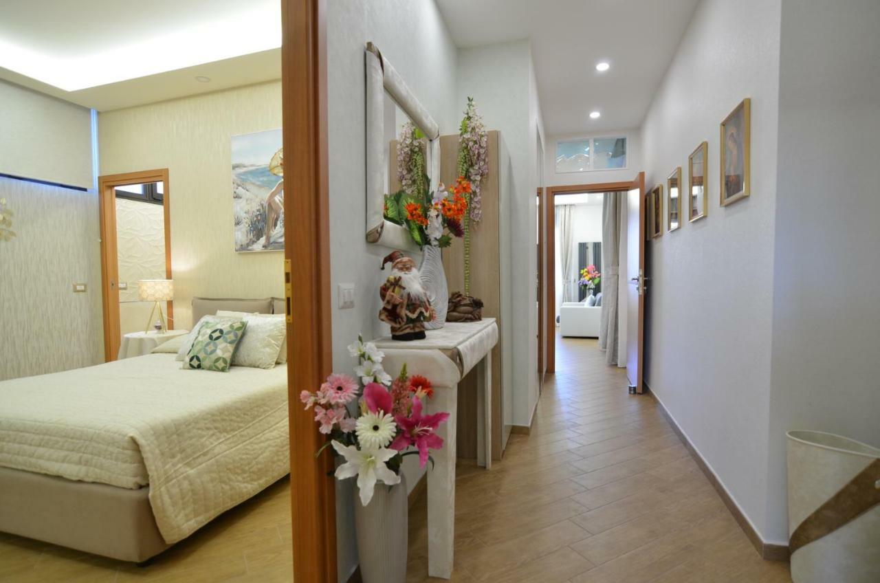 Caserta Deluxe Exterior foto